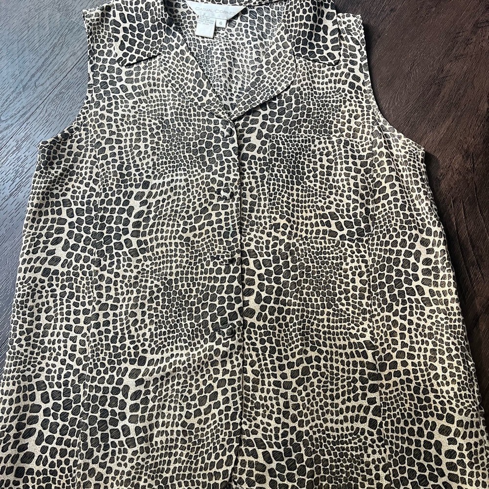 100% silk Animal Print Sleeveless Blouse